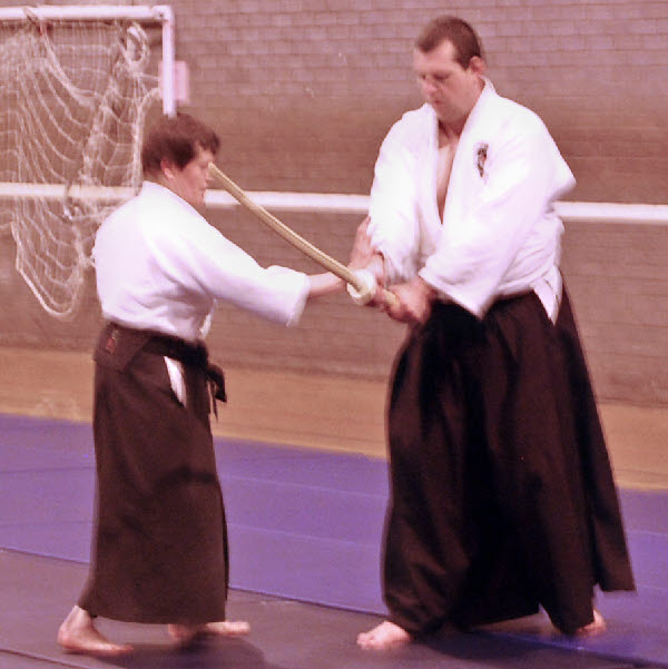 Aikido move - 1st principle
