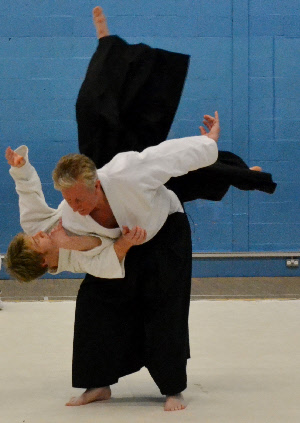 Iriminage Aikido throw executed by Ian